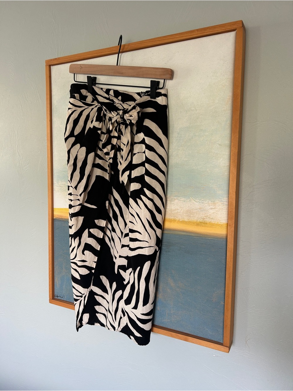 H&M Black & Cream Tropical Print Midi Wrap Skirt with Waist Tie Detail